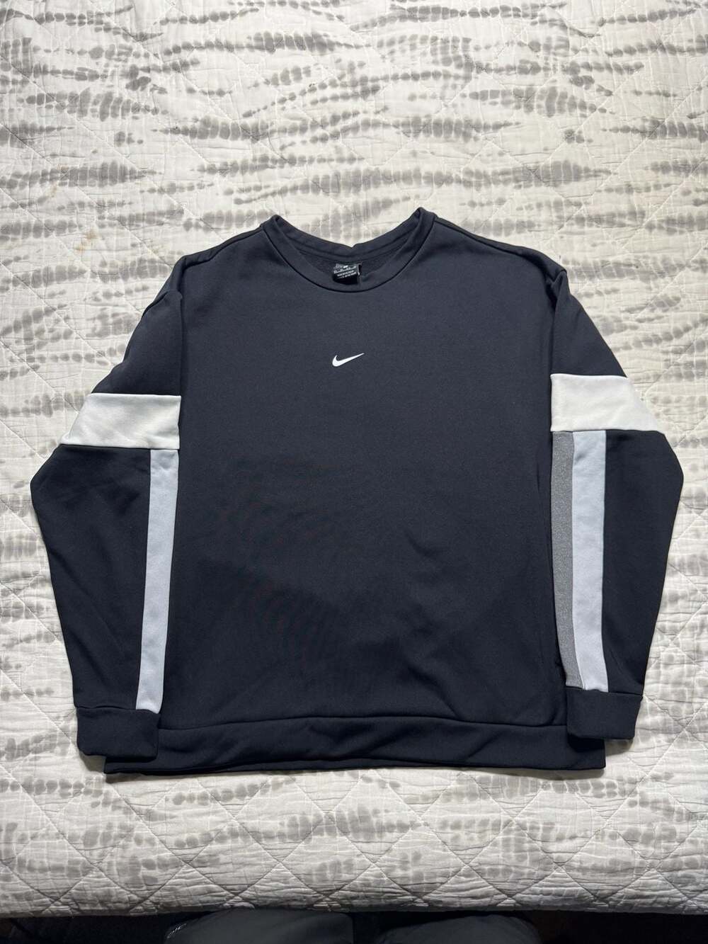 Nike Black Gray Colorblock Crewneck Loose Sweatshirt Women’s Size XS